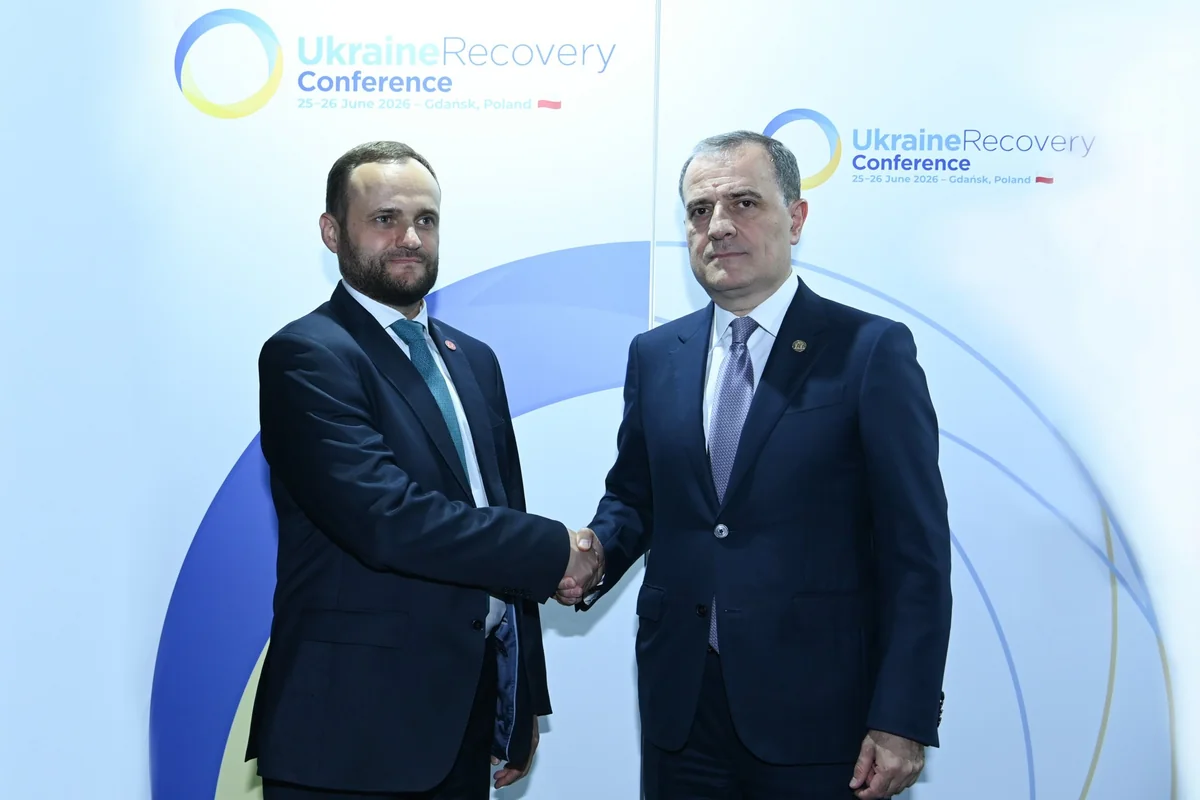 Ceyhun Bayramov və Kuleba görüşüblər
