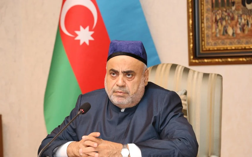 Allahşükür Paşazadə: <span class="text-danger">"Süni intellekt ibadətdə insanı əvəz edə bilməz"</span>