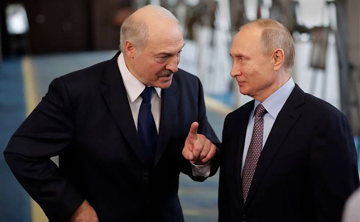 Лукашенко прибыл в Россию с рабочим визитом <span class="text-danger">ФОТО</span>