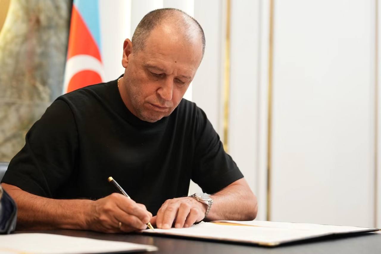 “Neftçi” Yuri Vernidubla müqaviləni uzadıb