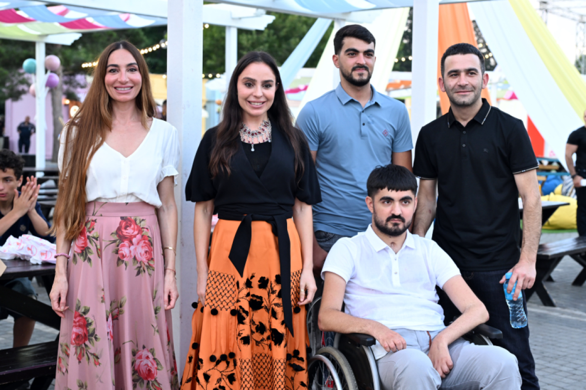 Leyla və Arzu Əliyeva “CandyFest”də iştirak ediblər - FOTOLAR