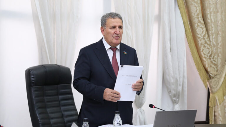 AMEA İsa Həbibbəylinin gündəm olan videosu ilə bağlı açıqlama yayıb