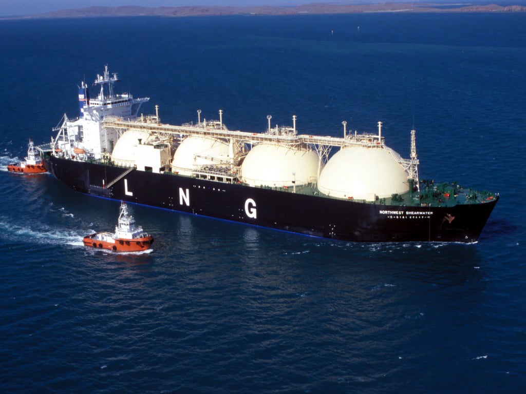 Pakistan seeks urgent LNG cargo as Hormuz tensions disrupt supplies