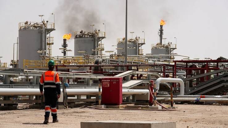 China Remains Sole Buyer of Iranian Oil, <span class="text-danger">US Treasury Chief Says</span>