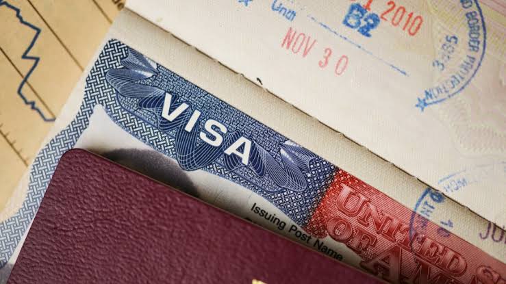 Japan, South Korea Citizens Can Travel Visa-Free to Azerbaijan Starting Today