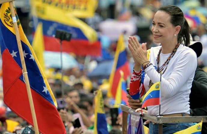 Venezuela’s opposition leader plans to return to country