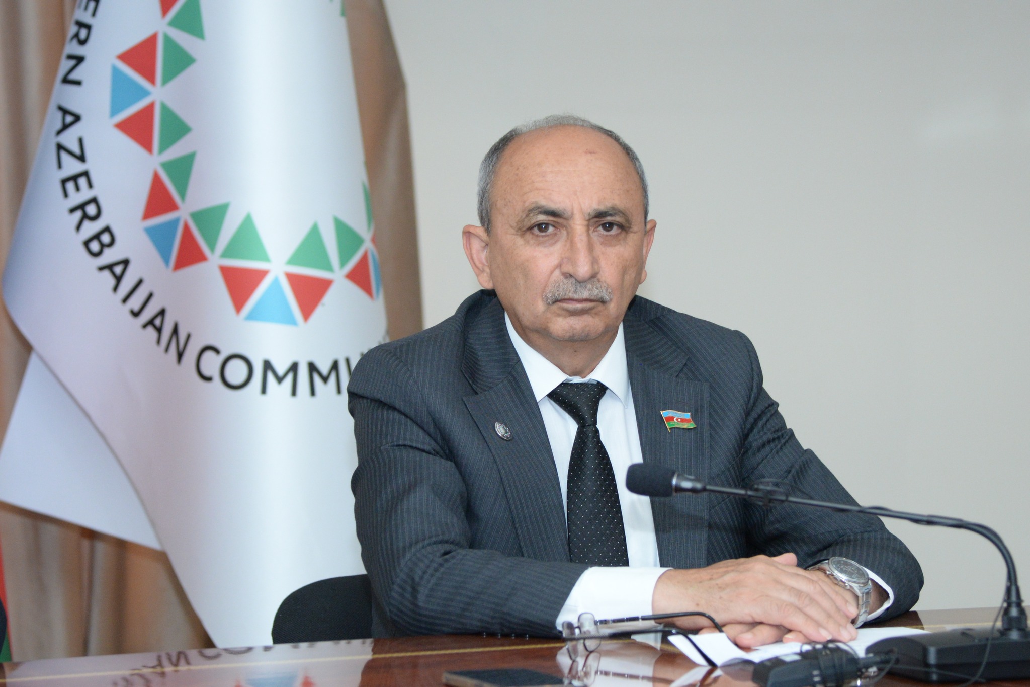"Qərbi Azərbaycanla bağlı sənəd və materialların toplanması davam etdirilir" - Əziz Ələkbərli