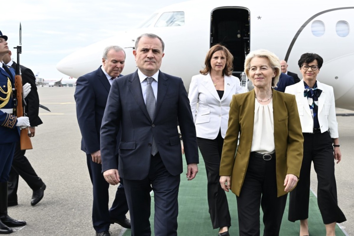 European Commission President Ursula von der Leyen arrives in Azerbaijan | PHOTO