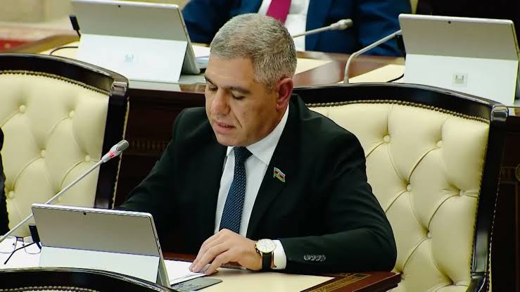 Vüqar Bayramov: Vacib istiqamətlərdən biri kağızsız hökumət modelinə keçiddir