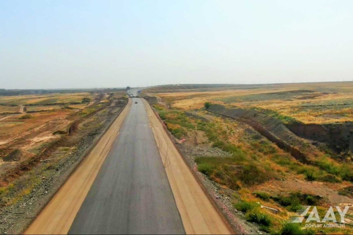 Əsgəran–Xocalı–Xankəndi avtomobil yolunun tikintisinin 86 faizi yekunlaşıb