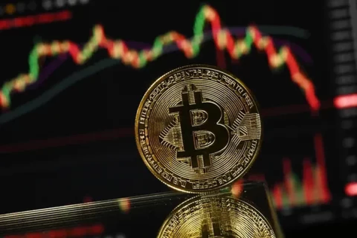 "Bitcoin"in qiyməti 61 min dolları ötüb