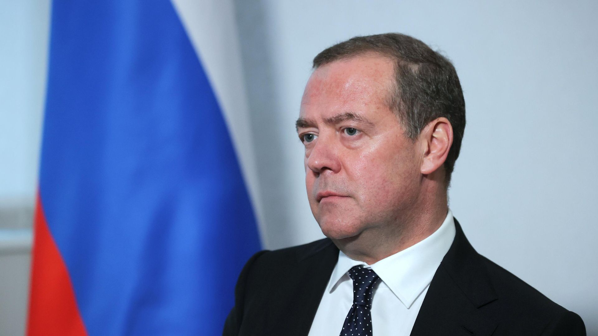 Medvedev Xameneinin vida mərasimində - <span class="text-danger">VİDEO</span>