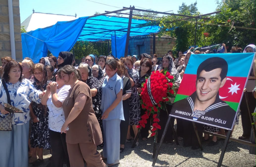 İtkin şəhidlərimiz dəfn olundu - Yenilənib