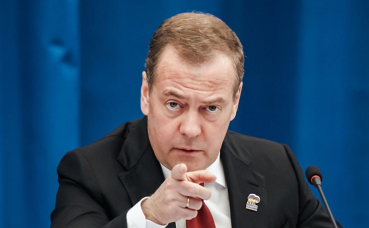 Медведев выступил с жестким заявлением