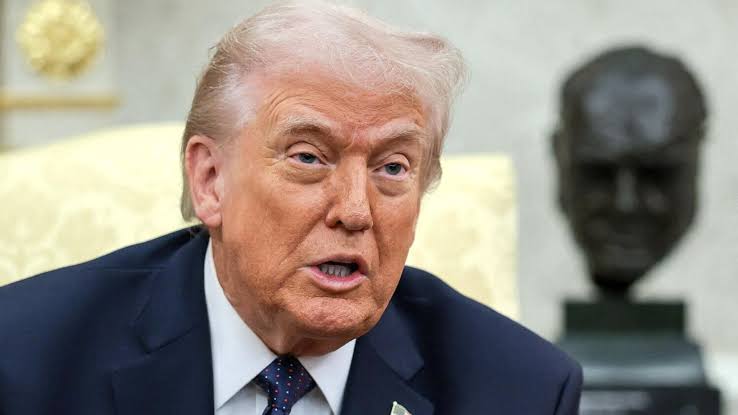 Трамп заявил, что Иран умоляет заключить сделку