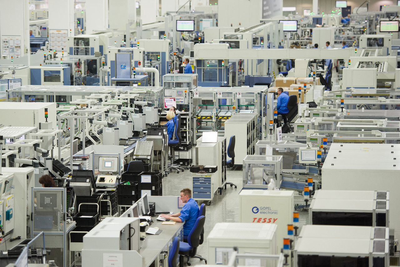 Germany’s Manufacturing Orders Rise 1.9% in May, <span class="text-danger">Driven by Transport Equipment Demand</span>