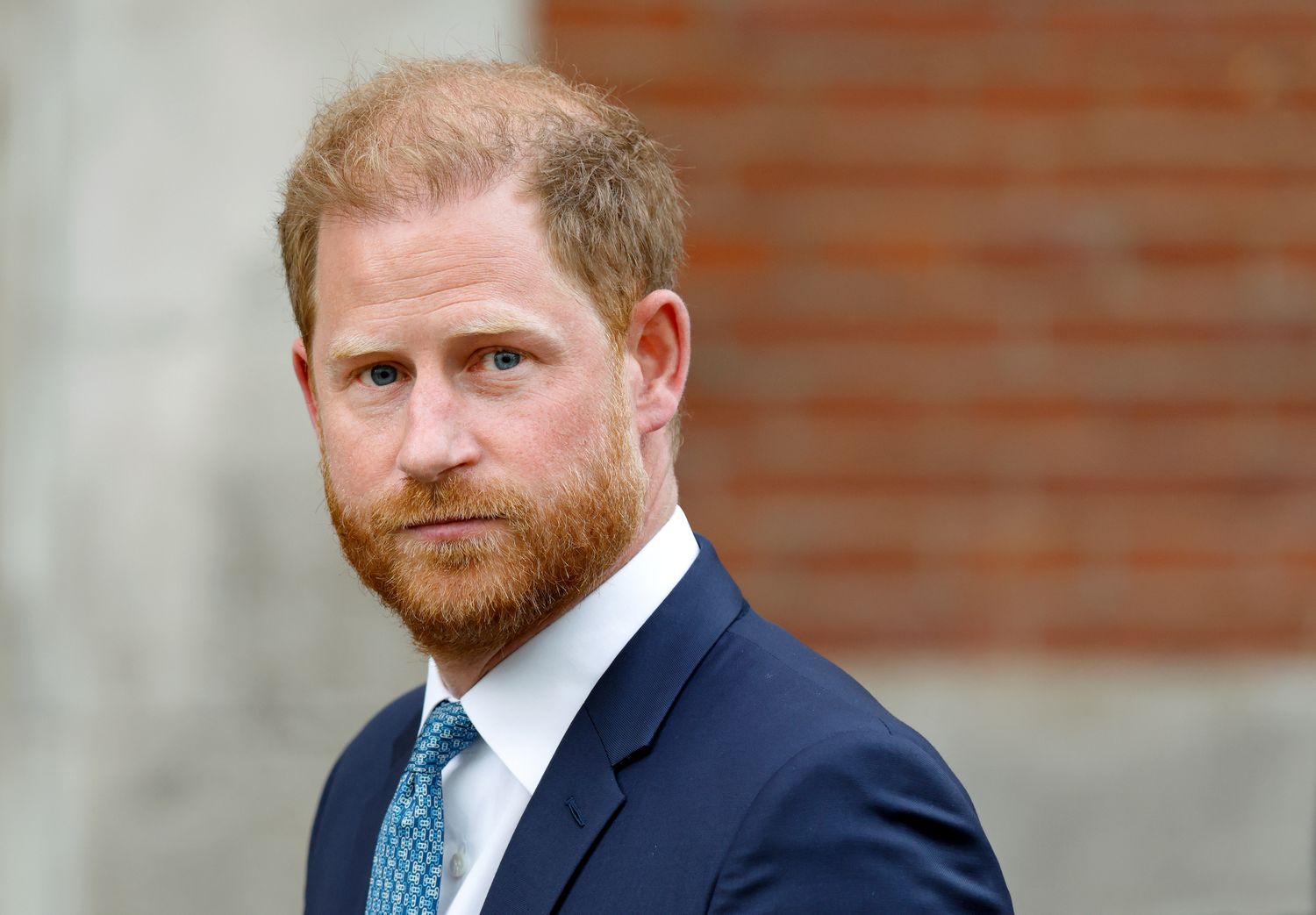 Prince Harry to Stay Elsewhere After Buckingham Palace Accommodation Dispute