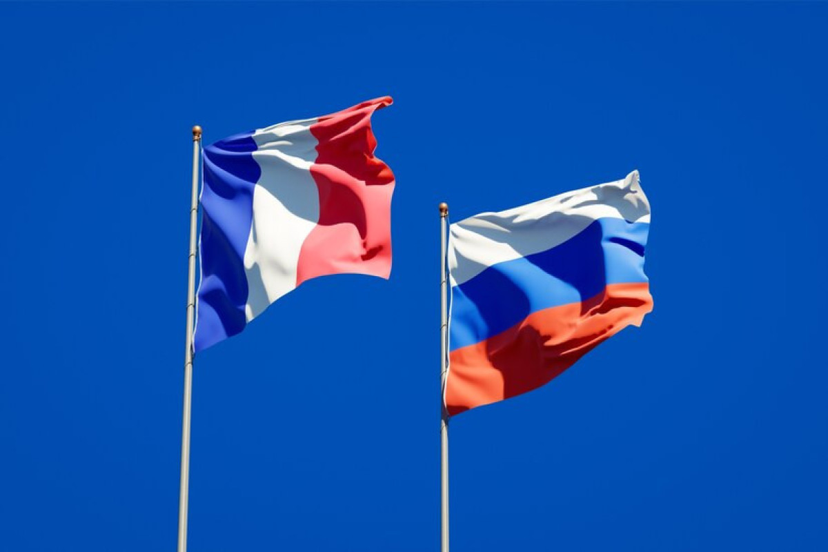 Russia to shutdown visa centers in France