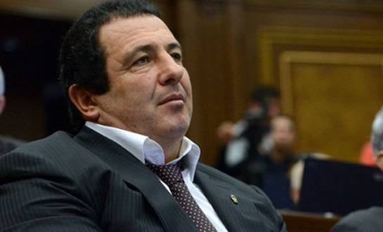 "Çiçəklənən Ermənistan" partiyasının lideri Qaqik Tsarukyan saxlanılıb