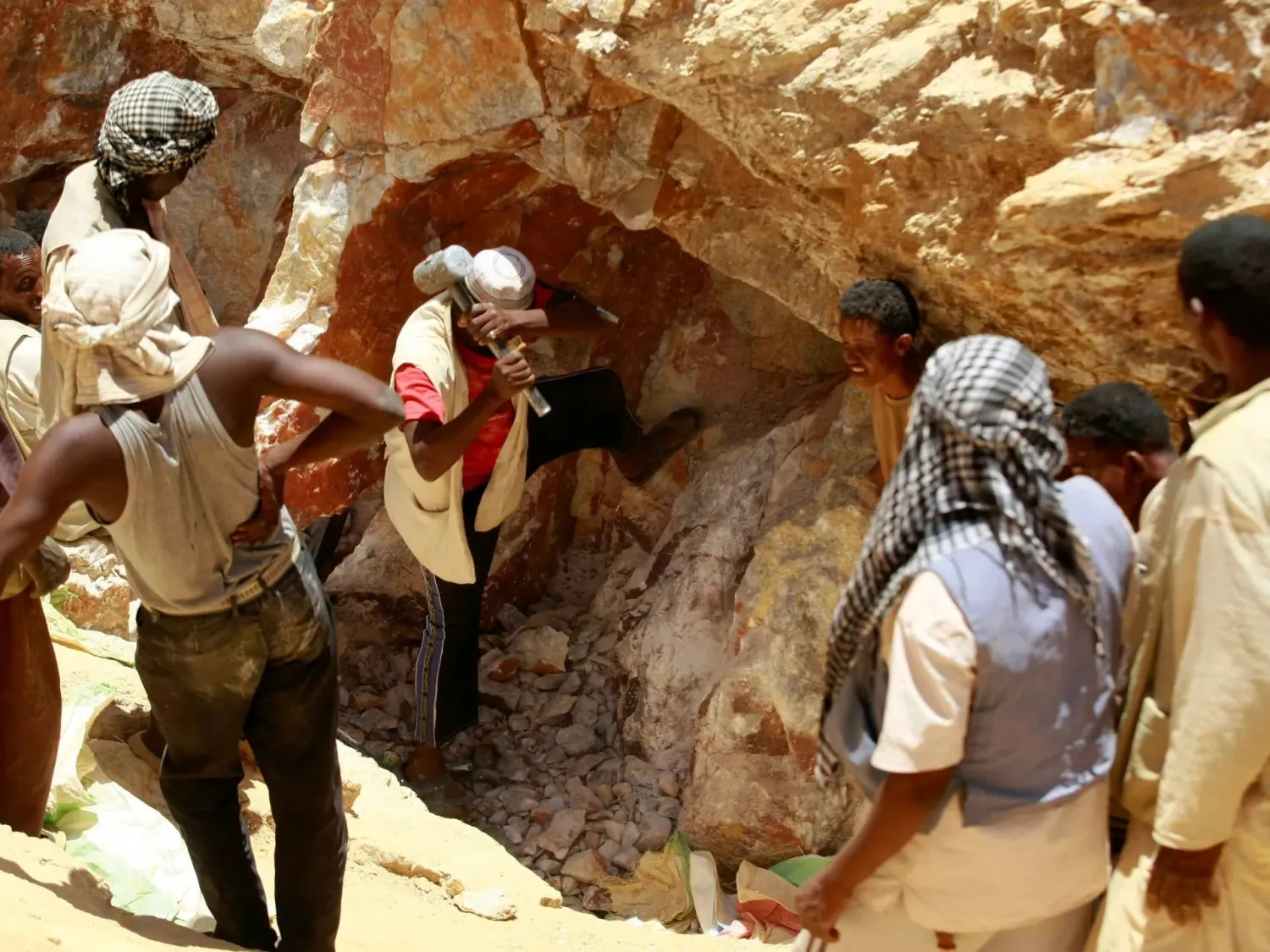 Gold mine collapse kill 15 workers in northern Sudan