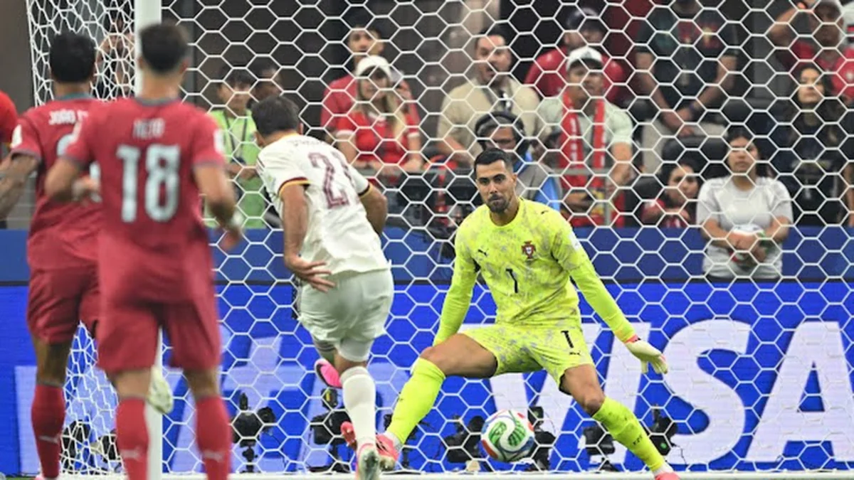 Spain Edge Portugal 1-0 to Reach World Cup Quarter-finals