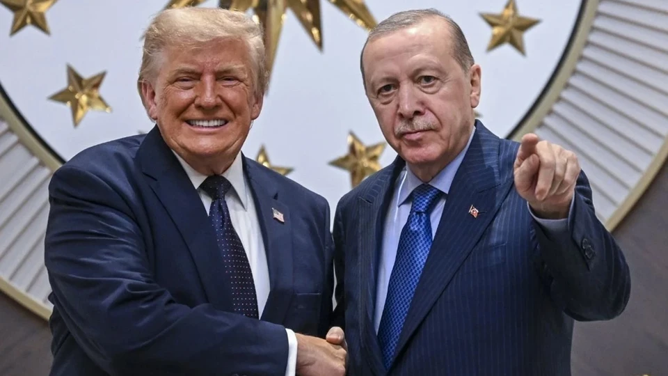 Trampdan Ərdoğana NATO sammitində tərif: “Çox güclü liderdir”