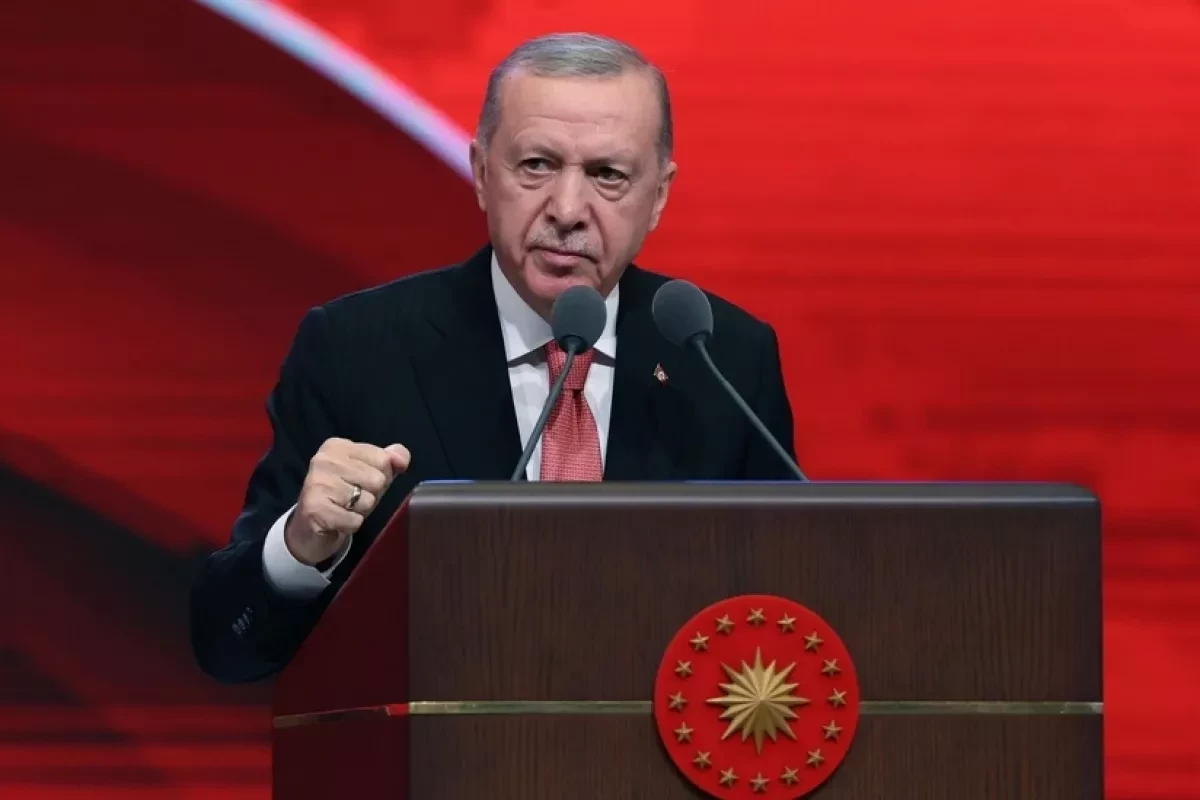 Ərdoğan: Ukrayna üçün sülh kanalları AÇIQDIR