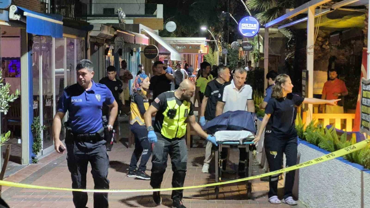 Bodrumda restoranda silahlı insident: Ölən var