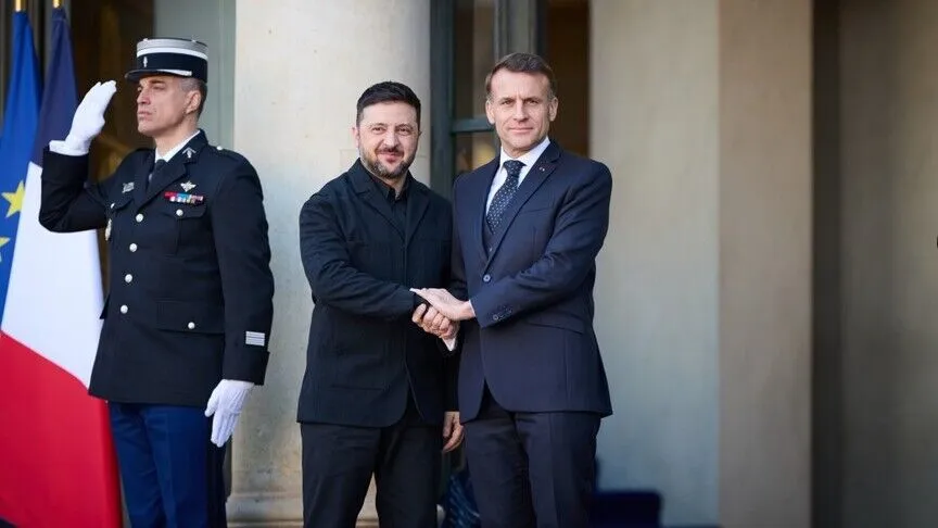 Zelenskyy, Macron discuss strengthening Ukraine ahead of Coalition of Willing meeting