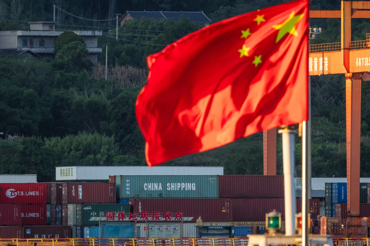 China’s Exports Rise 27% in June Amid Strong Global Demand