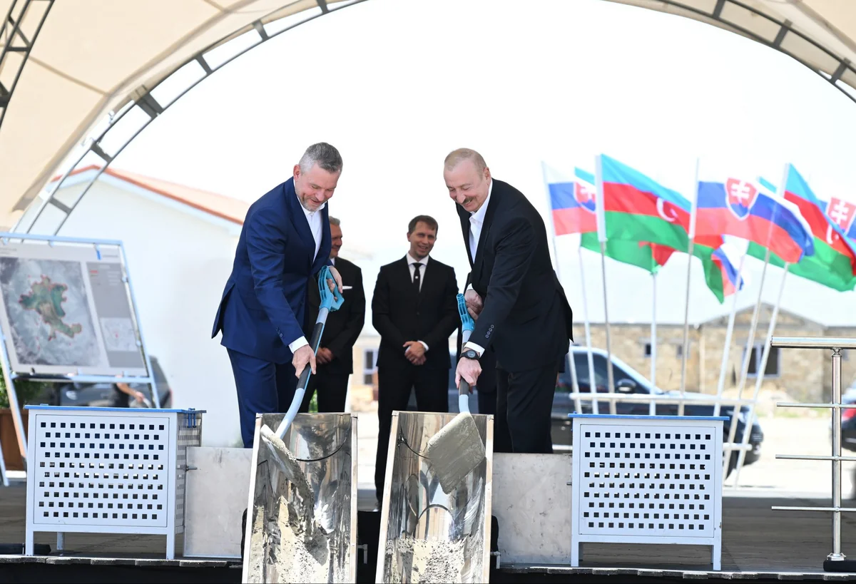 Azərbaycan və Slovakiya prezidentləri Ağdamın Baş Qərvənd kəndində görülən işlərlə tanış olublar