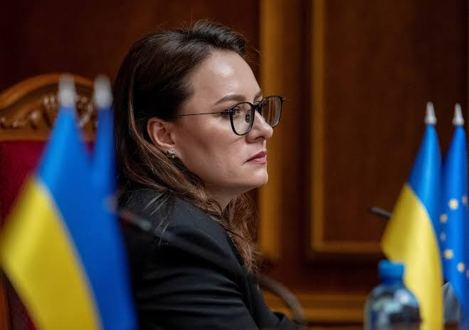 Ukraine parliament dismisses premier, paves way for planned government reshuffle