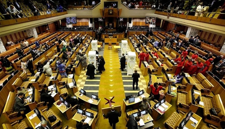 برلمان جنوب أفريقيا يعلّق العلاقات الدبلوماسية مع إسرائيل
