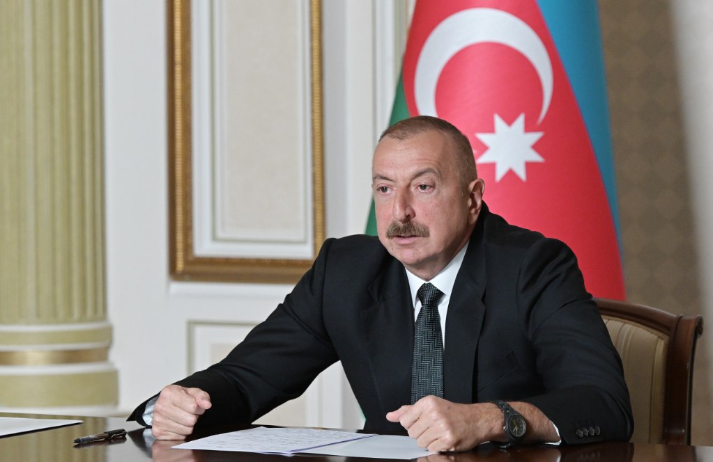 İlham Əliyev: "Azərbaycan Ermənistanla dialoqa hazırdır"