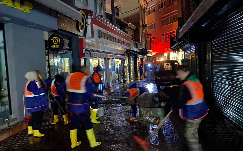Türkiyənin Ereğli rayonu güclü yağışlardan sonra fəlakət zonası elan edilib