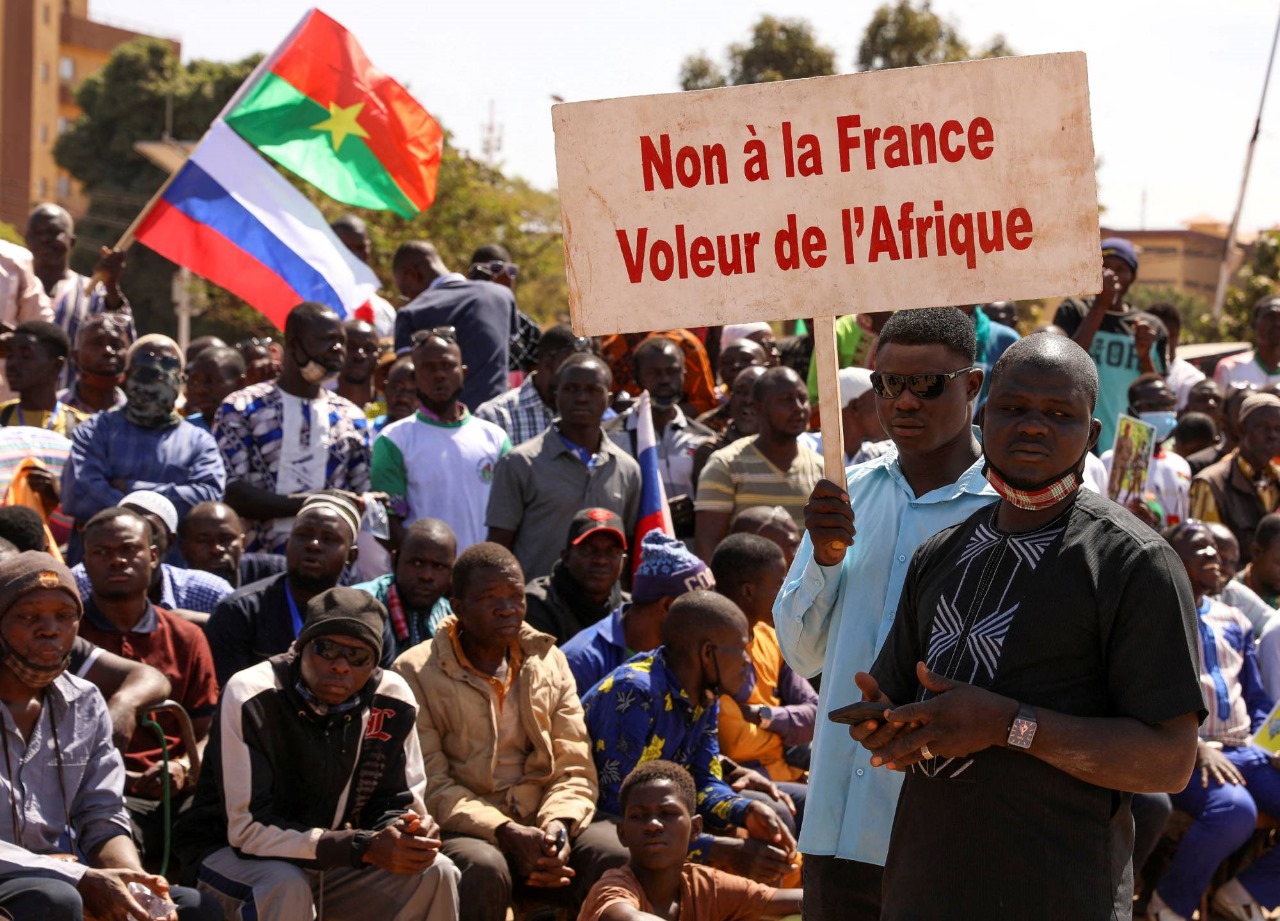 هل ينجح تحالف انقلابيي أفريقيا في مواجهة فرنسا؟