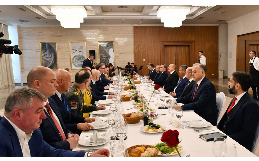 President Ilham Aliyev holds expanded meeting over lunch with President of Serbia Aleksandar Vučić