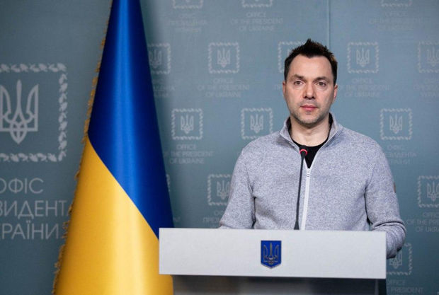 Arestoviç 2024-cü ildə Ukrayna ilə bağlı üç ssenarini açıqladı