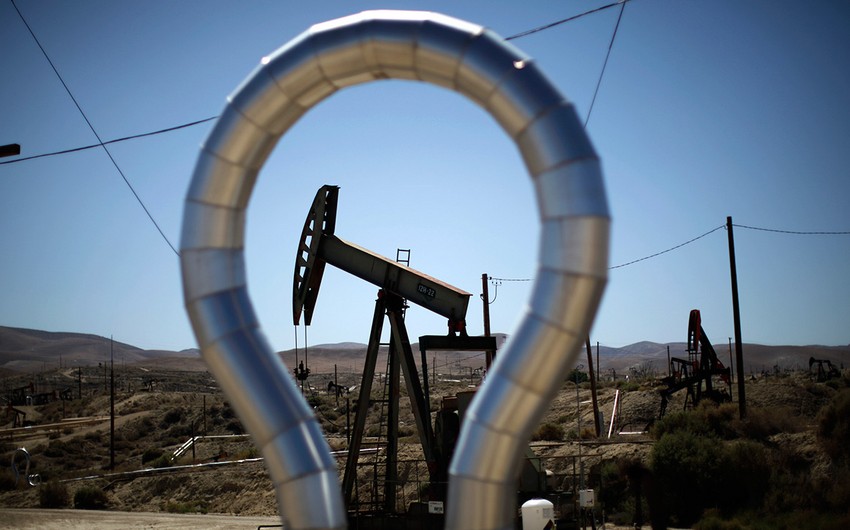 Цены на нефть выросли на ожиданиях по снижению предложения рынка