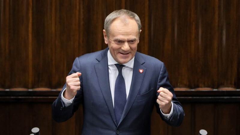 Donald Tusk sworn in as new Polish prime minister