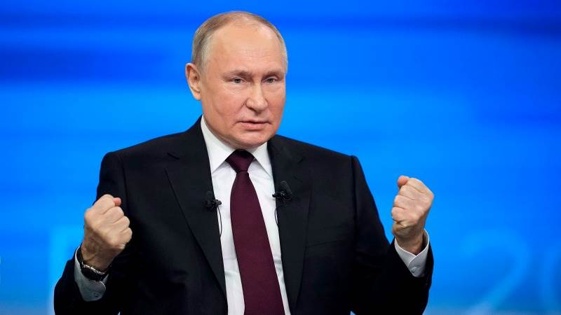 Putin: Argentina to lose sovereignty if it switches to dollar