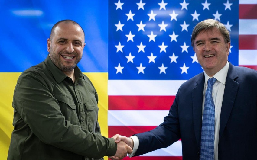 Ukrainian defense minister meets with and US assistant secretary of state