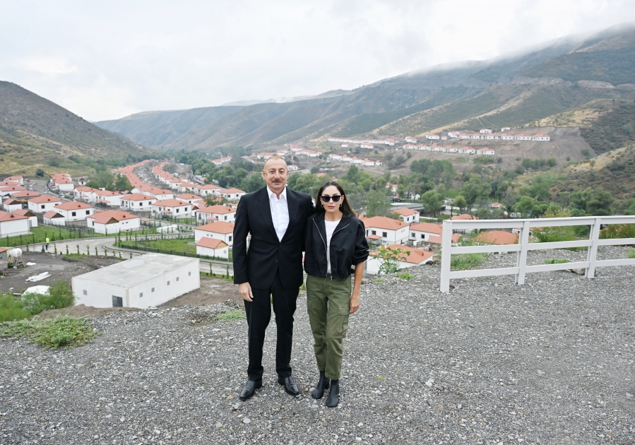 Azerbaijan's President and the First Lady visited the Girmizi Bazar settlement of Khojavend