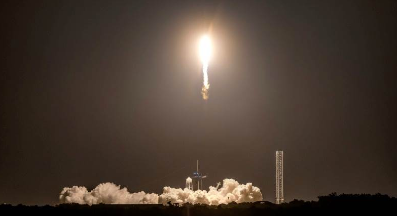 SpaceX 23 peyk daşıyan Falcon 9 missiyasını işə salıb