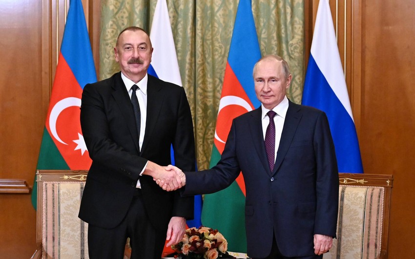 Vladimir Putin congratulates President Ilham Aliyev on his birthday