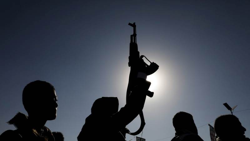 Houthis reportedly train 20,000 soldiers