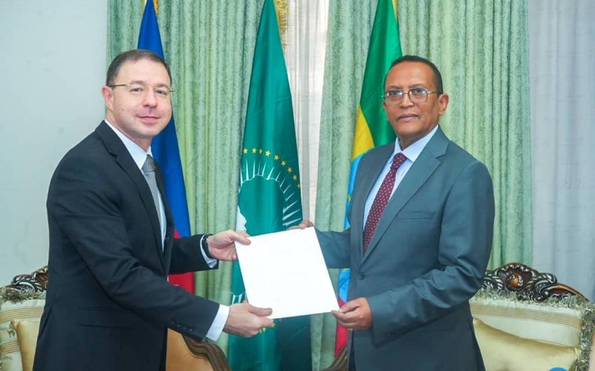 Newly apopinted Azerbaijani ambassador to Ethiopia presents his credentials