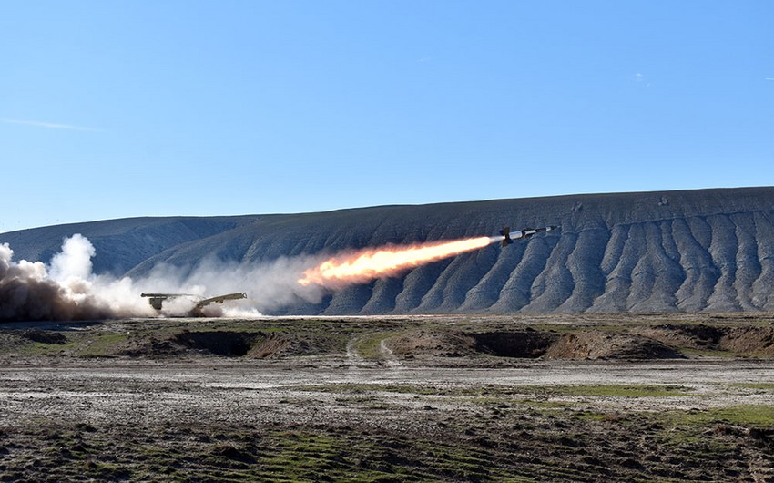 Azerbaijan’s air defense units carry out combat firing