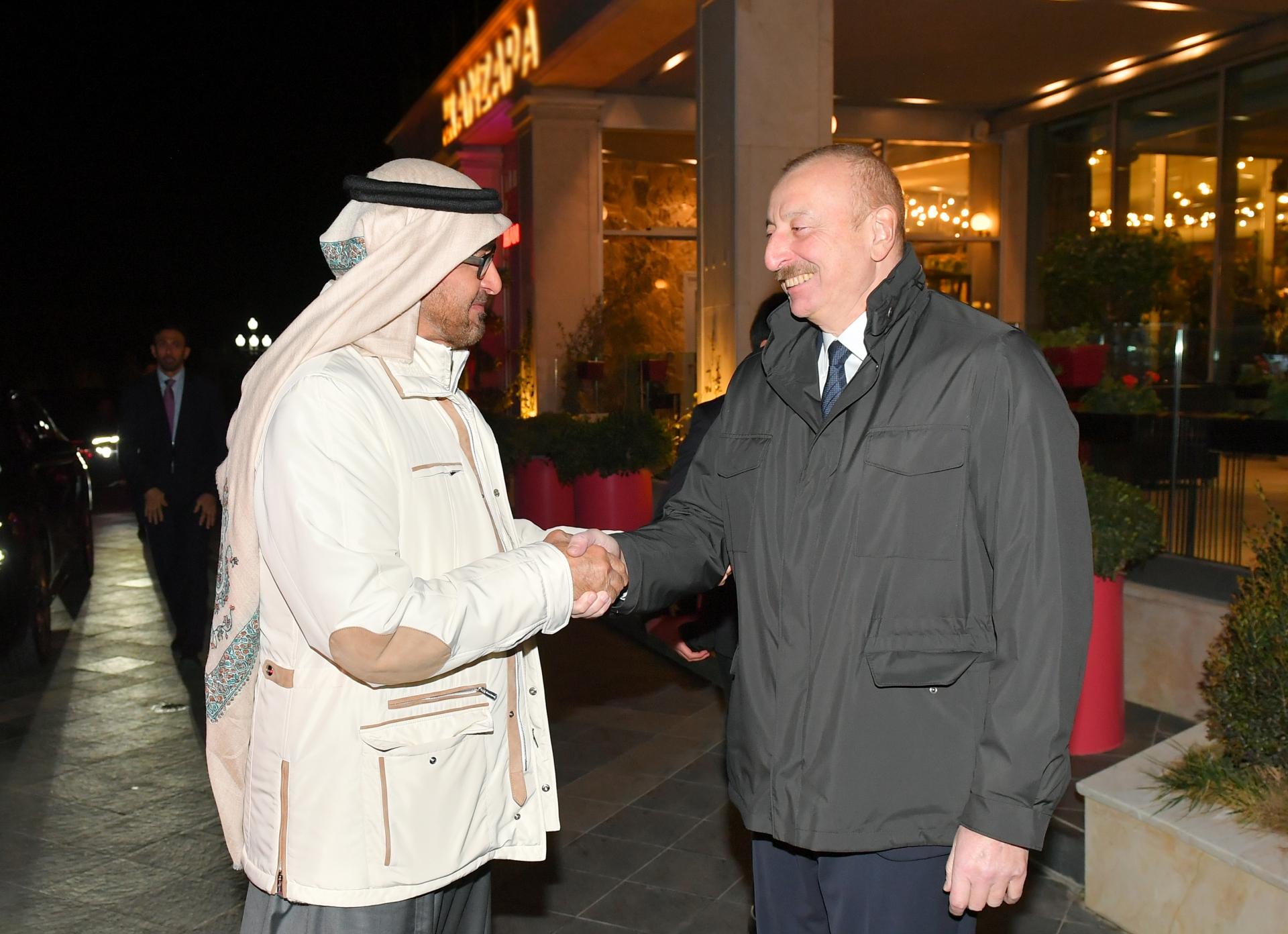 Presidents of Azerbaijan and United Arab Emirates hold expanded meeting
