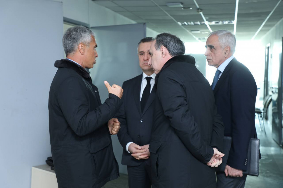 Azerbaijani officials inspect Republican Perinatal Center